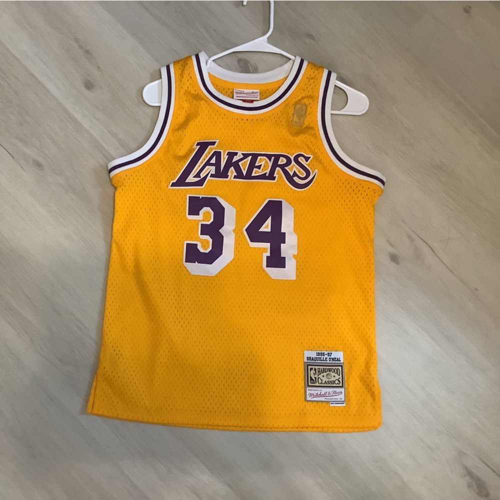 Used Shaq O’Neal Lakers Jersey Youth Large
